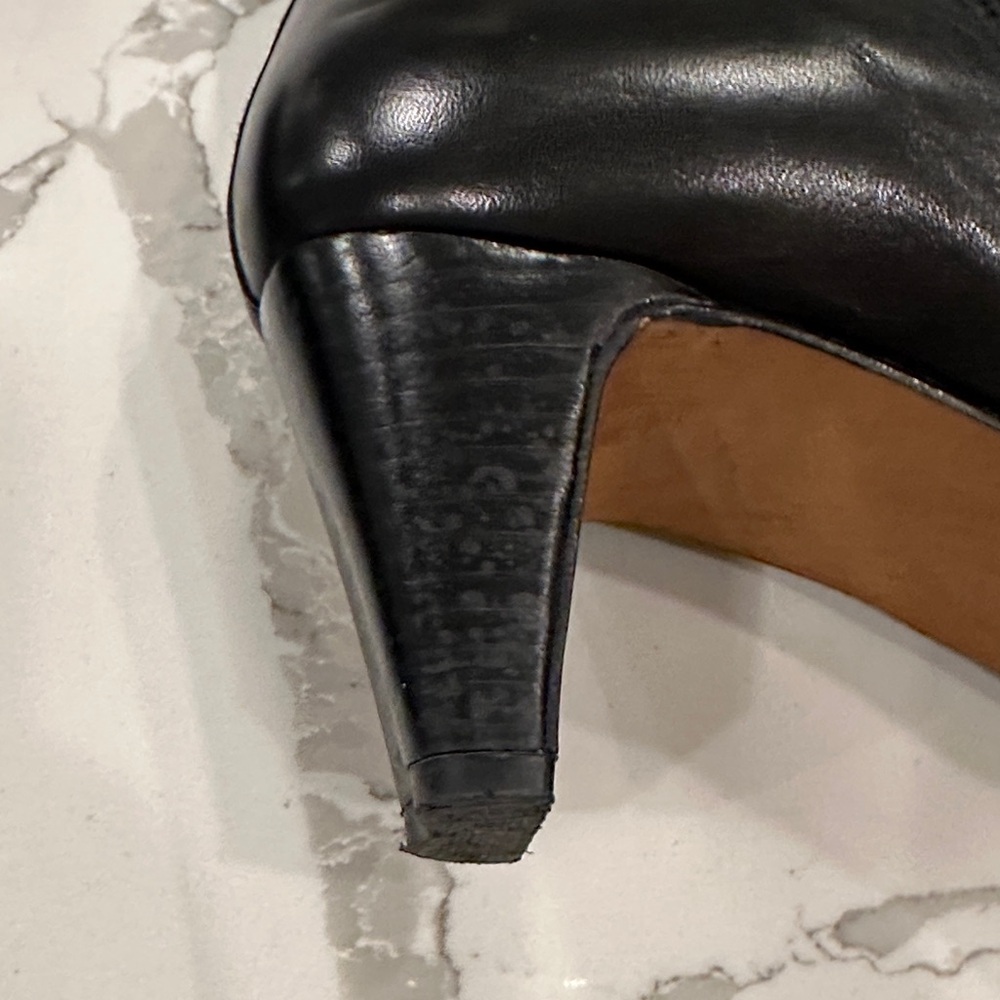 Donald J. Pliner Black Leather Pointed-Toe Mid-Heel Ankle Boots - Picture 10 of 12